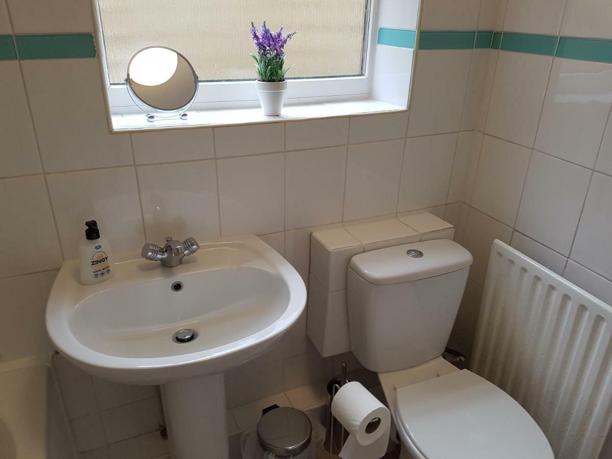 Central Cheltenham House - Sleeps 4/Pet Friendly Eksteriør bilde